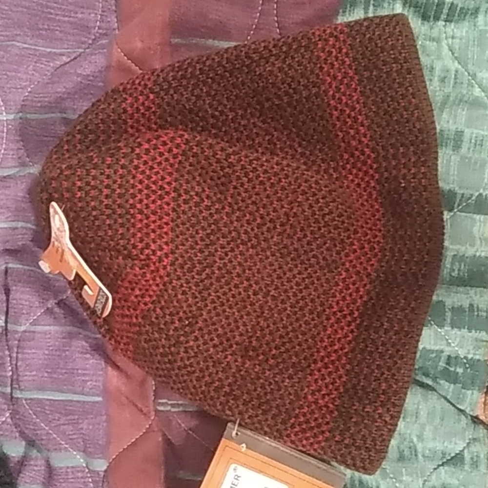 Winter hat - Picture 2 of 3